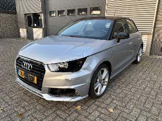 skadebil auto Audi A1 1.0 TFSI S-LINE / NAVI / CRUISE / 5 DEURS 2018/2