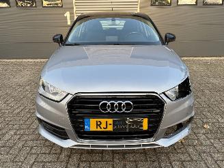 Audi A1 1.0 TFSI S-LINE / NAVI / CRUISE / 5 DEURS picture 2