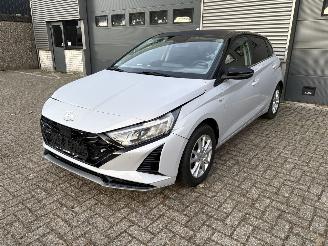 Schadeauto Hyundai I-20 1.0T-GDI CAMERA / NAVI / CRUISE / 120PK 2024/3