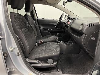 Mitsubishi Space-star 1.0 Bright Airco picture 9