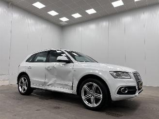 krockskadad bil auto Audi Q5 2.0 TFSI S-Tronic Quattro S-Line Panoramadak 2014/1