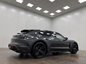 Porsche Taycan 4S Cross Tourismo picture 2