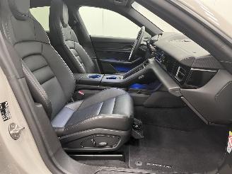 Porsche Taycan Panoramadak picture 10