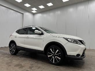 Unfallwagen Nissan Qashqai 1.2 Tekna Panoramadak Navi Clima 2014/5