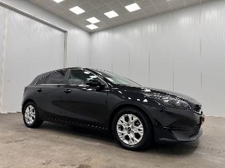 Damaged car Kia Ceed 1.0 T-GDi DynamicPlusLine Navi Clima 2022/4