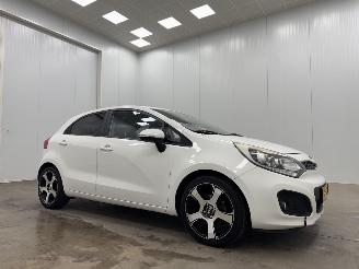 Schadeauto Kia Rio 1.2 CVVT Plus Pack 5-drs Airco 2012/9