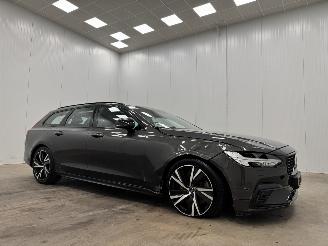 Schadeauto Volvo V-90 2.0 B4 Autom. R-Design M-Hybrid Navi Clima 2021/3