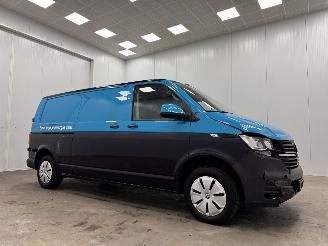 damaged commercial vehicles Volkswagen Transporter 2.0 TDI L2 Airco 2024/11
