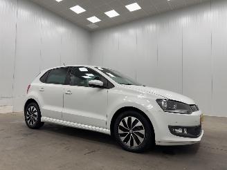 krockskadad bil auto Volkswagen Polo 1.4 TDI Edition 5-drs Navi Airco 2015/7