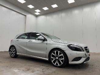 Damaged car Mercedes A-klasse 180 Edition 5-drs Navi Clima 2013/9