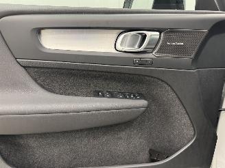 Volvo XC40 2.0 B4 Autom. Plus Dark Navi Clima picture 16