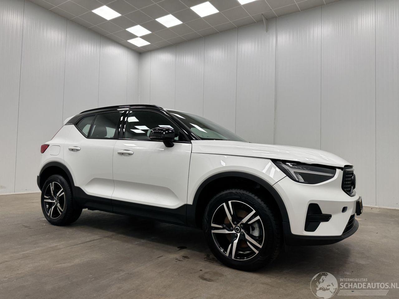 Volvo XC40 2.0 B4 Autom. Plus Dark Navi Clima