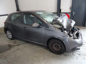 Sloopauto Peugeot 208 1.2 VTI 2018/11