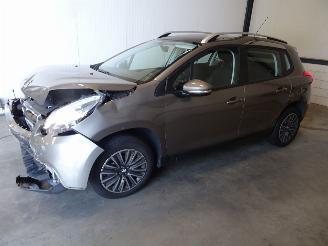 Sloopauto Peugeot 2008 1.2 VTI 2016/4