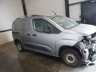 Sloopauto Opel Combo 1.5 HDI 2022/5