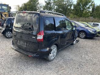 Ford Tourneo Courier 1.0 ecoboost picture 3