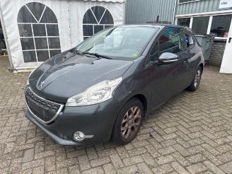 Peugeot 208 208 I (CA/CC/CK/CL), Hatchback, 2012 / 2019 1.2 Vti 12V PureTech 82 picture 3