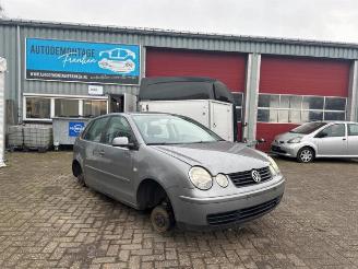 demontáž osobní automobily Volkswagen Polo Polo IV (9N1/2/3), Hatchback, 2001 / 2012 1.4 16V 2004/6