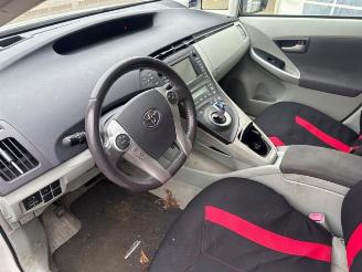 Toyota Prius Prius (ZVW3), Hatchback, 2009 / 2016 1.8 16V picture 4