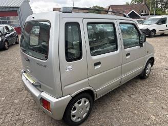 Suzuki Wagon r Wagon-R+ (SR), MPV, 1998 / 2000 1.2 16V picture 7