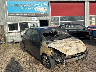 Sloopauto Peugeot 208 208 I (CA/CC/CK/CL), Hatchback, 2012 / 2019 1.2 Vti 12V PureTech 82 2013/1