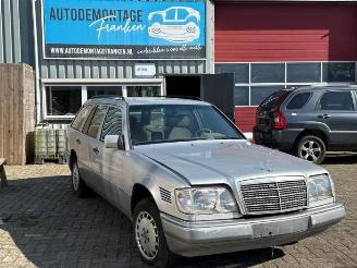 Auto da rottamare Mercedes MB E Combi diesel (S124), Combi, 1984 / 1996 3.0 E-300D 24V 1994/6