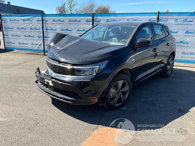 Opel Grandland 1.2 GS