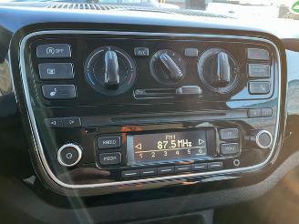 Volkswagen Up! 1.0 picture 7