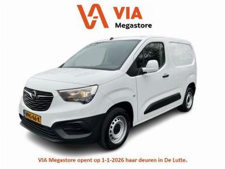 Vaurioauto  commercial vehicles Opel Combo 1.5 Edition Navi | Airco | Houten vloer + wanden | 2020/10