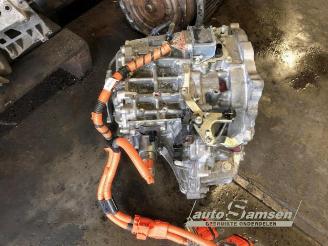 Toyota Yaris Yaris III (P13), Hatchback, 2010 / 2020 1.5 16V Hybrid picture 29