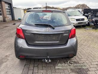 Toyota Yaris Yaris III (P13), Hatchback, 2010 / 2020 1.0 12V VVT-i picture 4