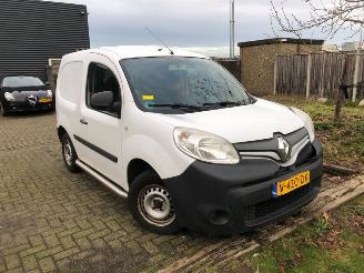 uszkodzony samochody osobowe Renault Kangoo  2017/3