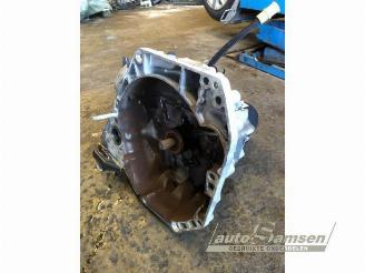 Renault Clio Clio IV (5R), Hatchback 5-drs, 2012 / 2021 0.9 Energy TCE 90 12V picture 19