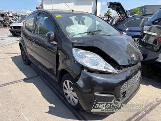 Vrakbiler auto Peugeot 107 107, Hatchback, 2005 / 2014 1.0 12V 2013/3