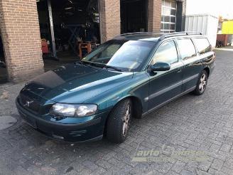 Vrakbiler auto Volvo V-70 V70 (SW), Combi, 1999 / 2008 2.4 T 20V 2001/2