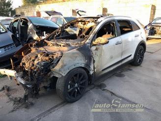 Vrakbiler auto Kia Niro Niro I (DE), SUV, 2016 / 2022 1.6 GDI Hybrid 2020/10