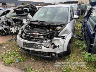 demontáž osobní automobily Audi A2  2002