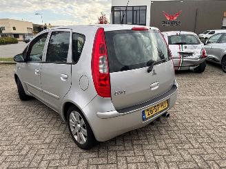 Mitsubishi Colt  picture 9