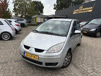 Mitsubishi Colt  picture 2