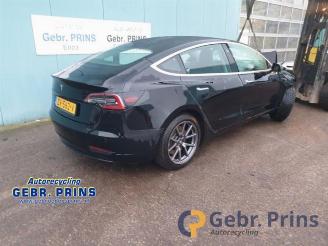 Autoverwertung Tesla Model 3 Model 3, Sedan, 2017 Long Range 72kWh 2019/9