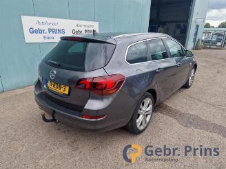 Salvage car Opel Astra Astra J Sports Tourer (PD8/PE8/PF8), Combi, 2010 / 2015 1.4 Turbo 16V 2011/4