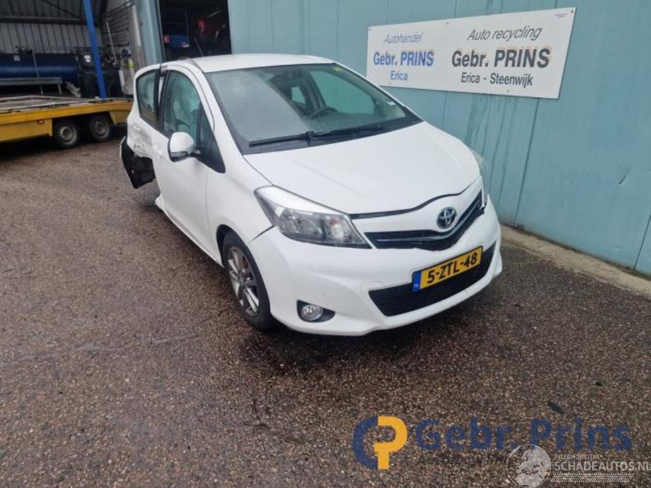 Toyota Yaris Yaris III (P13), Hatchback, 2010 / 2020 1.0 12V VVT-i