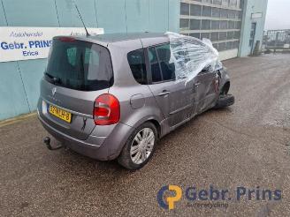 Uttjänta bilar auto Renault Modus Modus/Grand Modus (JP), MPV, 2004 / 2012 1.6 16V 2010/10