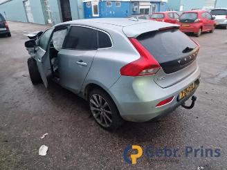 Volvo V-40 V40 (MV), Hatchback 5-drs, 2012 / 2019 2.0 D4 16V picture 4