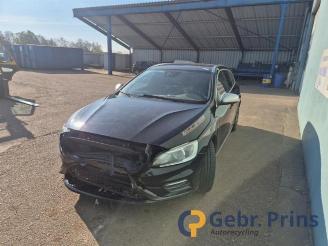 Volvo V-60 V60 I (FW/GW), Combi, 2010 / 2018 2.4 D6 20V AWD Twin Engine Plug-in Hybrid picture 3