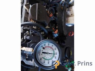 Peugeot 2008 2008 (CU), MPV, 2013 / 2019 1.2 12V e-THP PureTech 110 picture 18