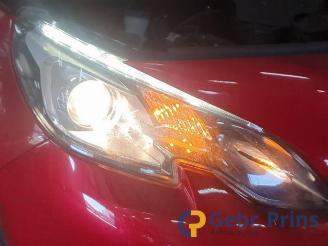 Peugeot 2008 2008 (CU), MPV, 2013 / 2019 1.2 12V e-THP PureTech 110 picture 16