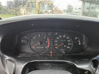 Overige  Hyundai H200 2.5 TD MPV  Diesel 2.476cc 59kW (80pk) picture 13