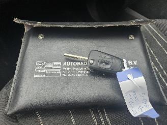 Opel Corsa 1.4 16V Twinport Hatchback  Benzine 1.364cc 66kW (90pk) FWD picture 14