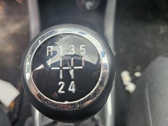 Opel Corsa 1.4 16V Twinport Hatchback  Benzine 1.364cc 66kW (90pk) FWD picture 11